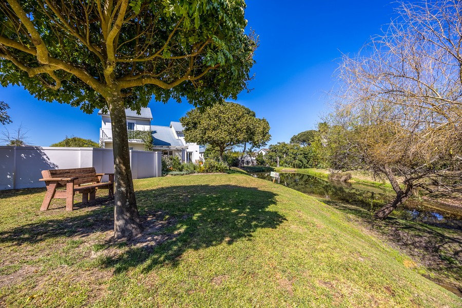 3 Bedroom Property for Sale in Zevenzicht Western Cape